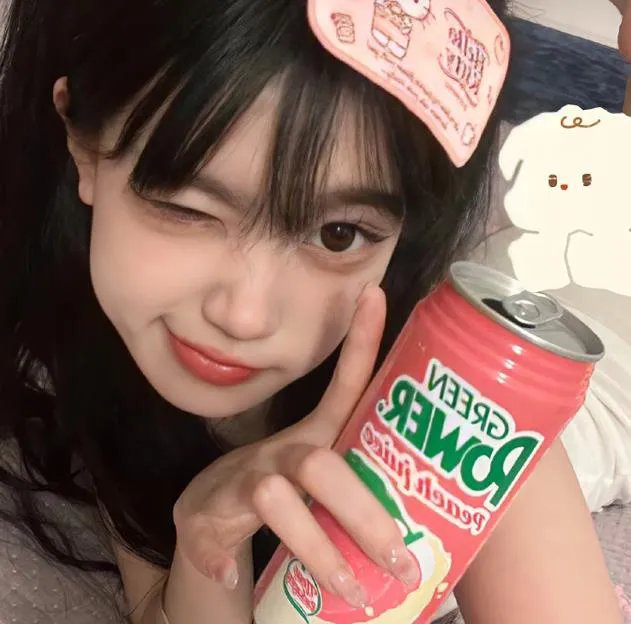 裙底春